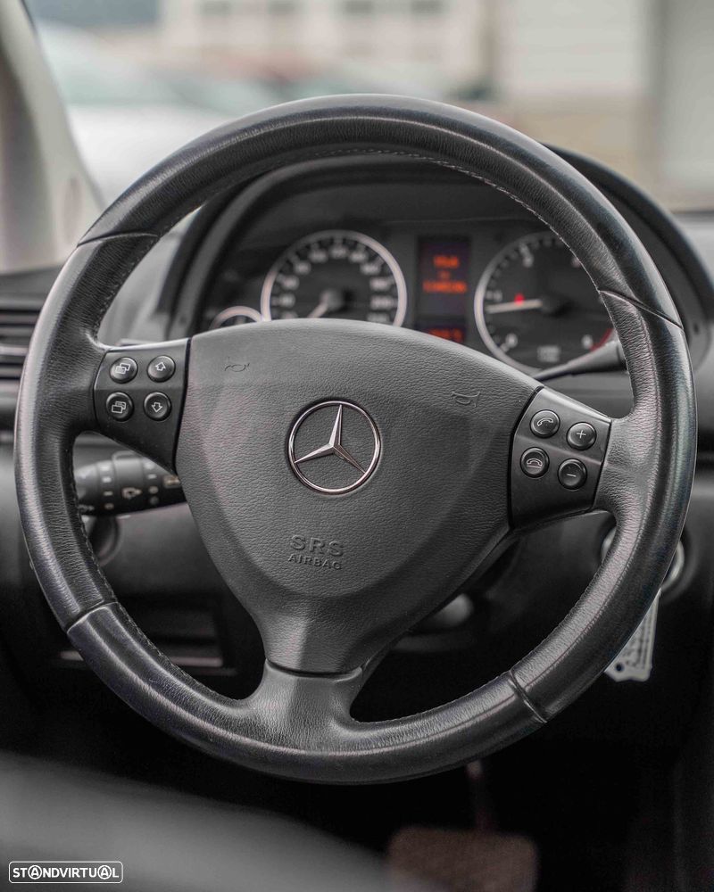 Mercedes-Benz A 180 CDI Autotronic Avantgarde - 15