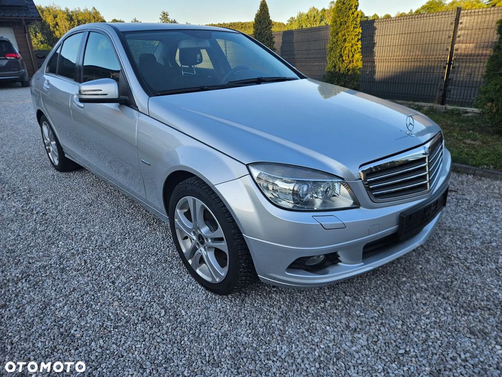 Mercedes-Benz Klasa C 180 Kompressor BlueEFFICIENCY - 3