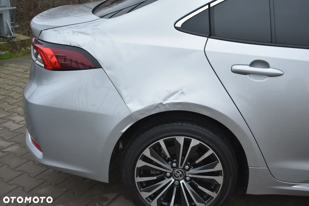 Toyota Corolla 1.8 Hybrid Style - 14