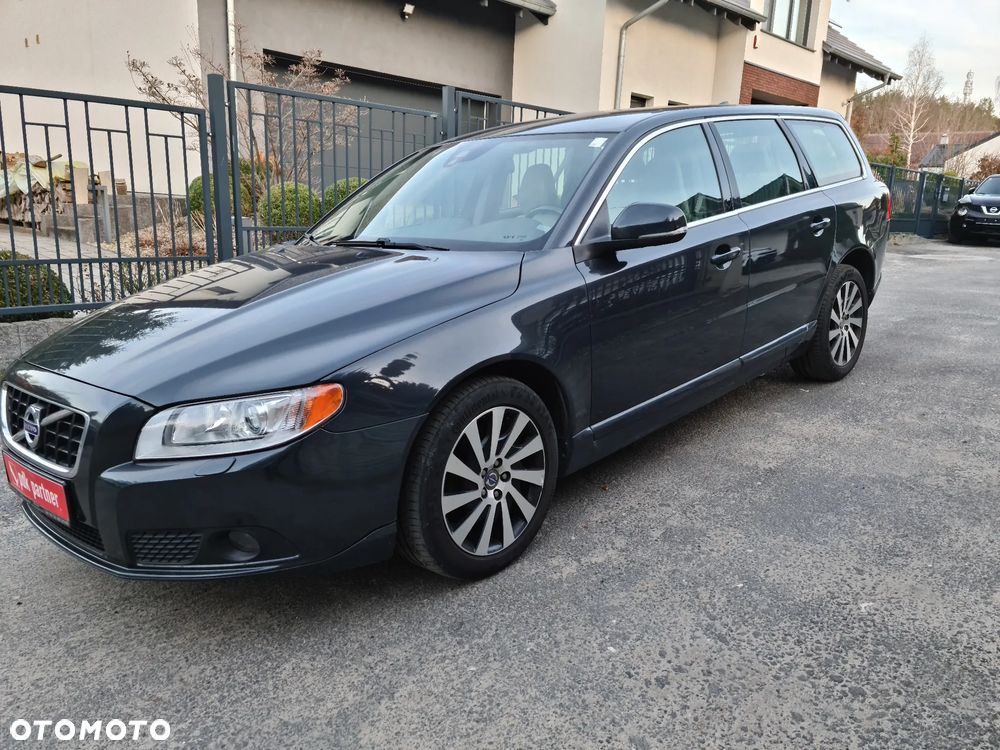 Volvo V70 D3 Summum - 13