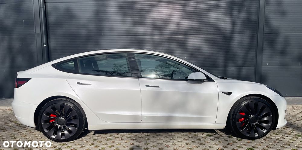 Tesla Model 3 Performance AWD - 3