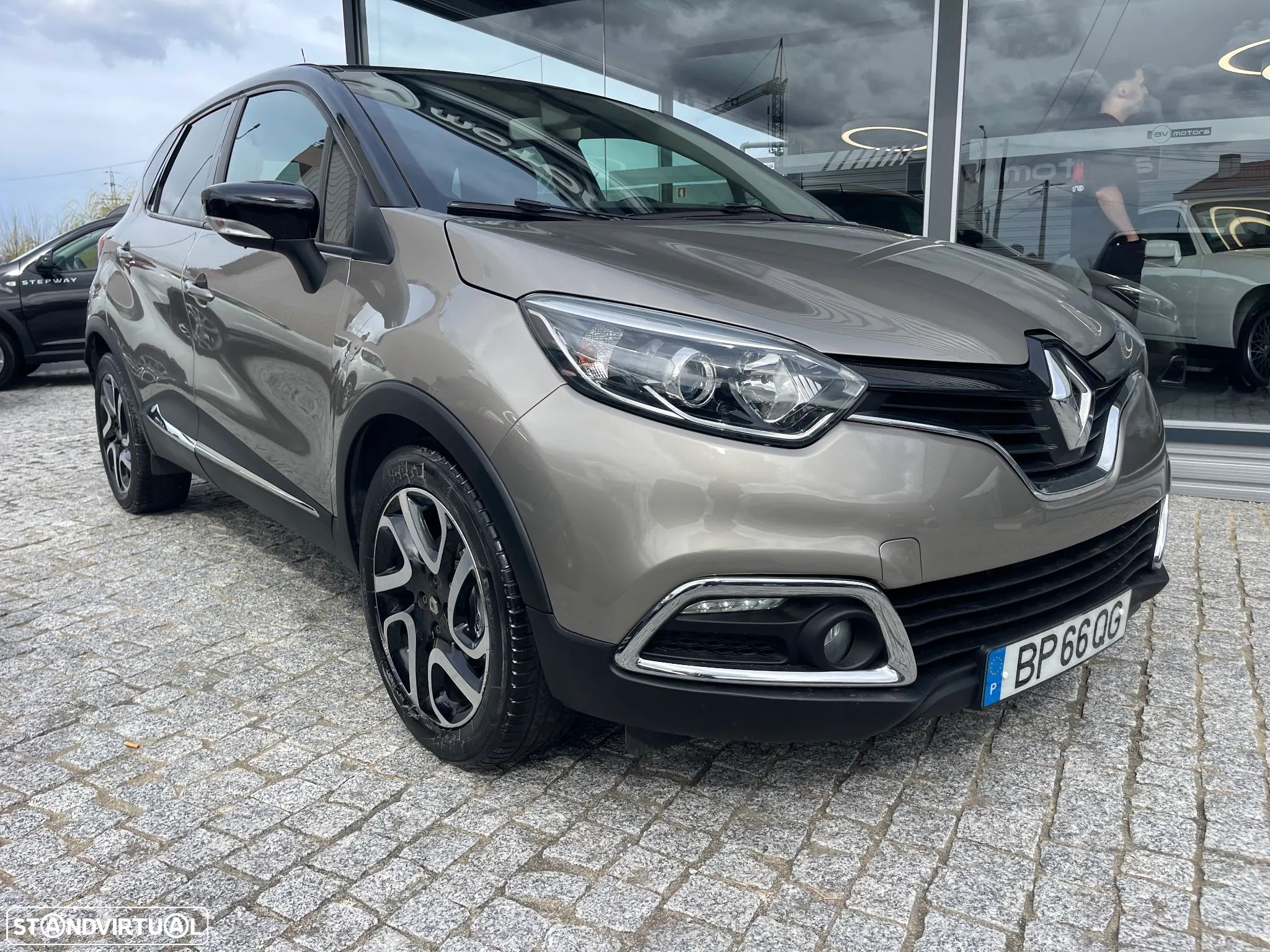 Renault Captur (ENERGY) dCi 90 INTENS - 3