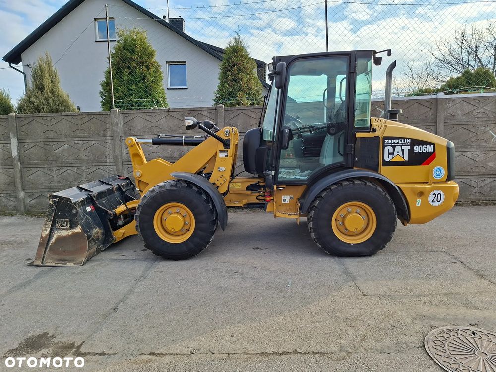 Caterpillar CAT 906 M - 4
