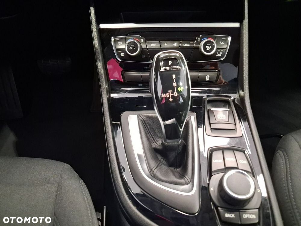 BMW Seria 2 - 17