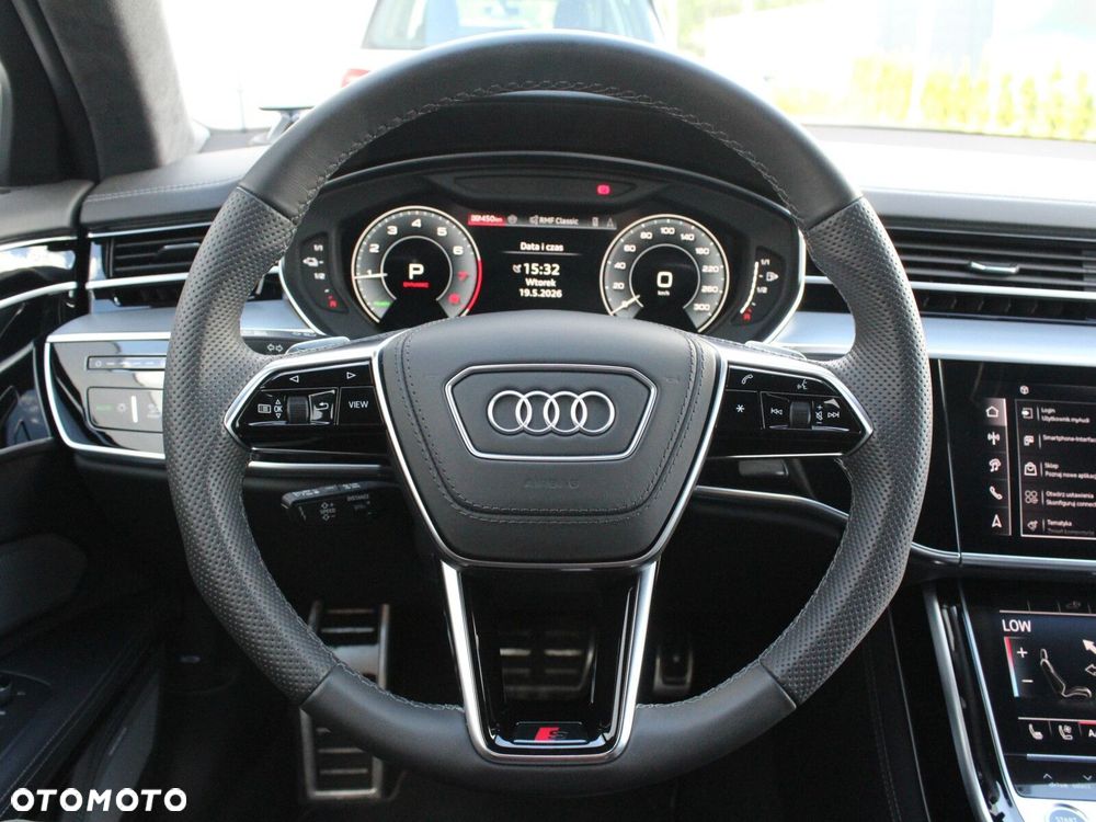 Audi A8 - 18