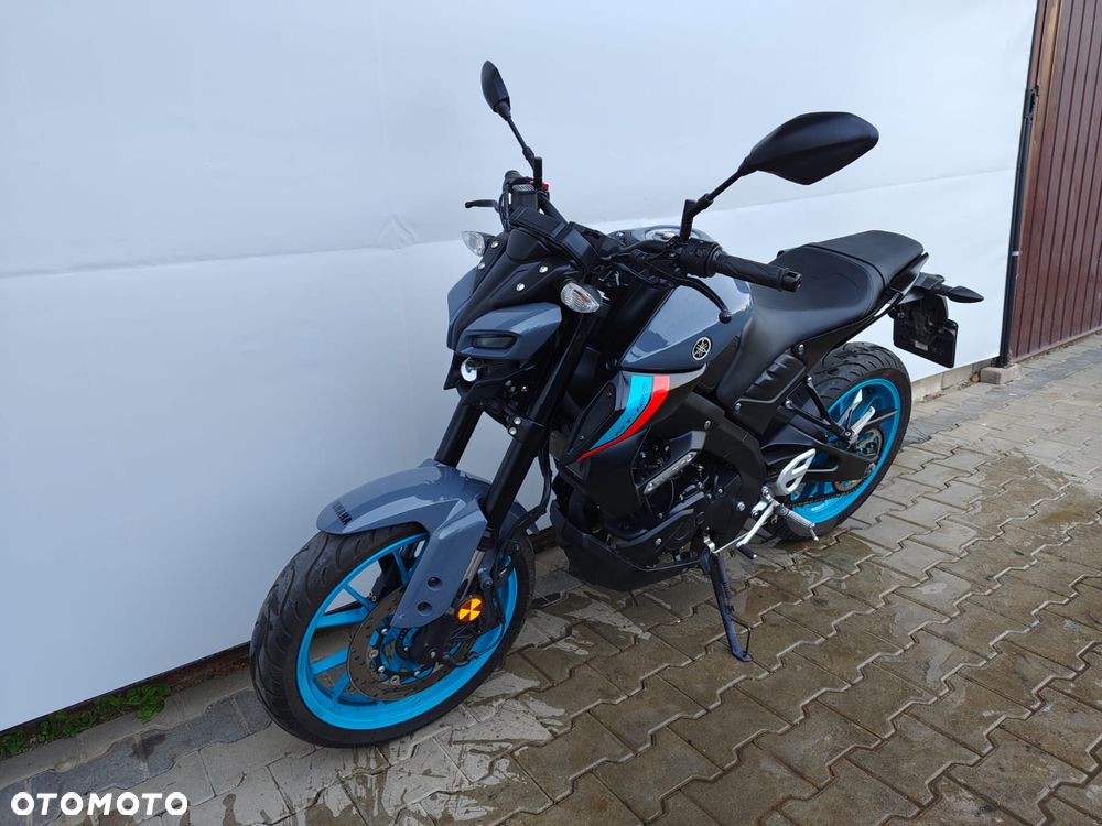 Yamaha MT - 2