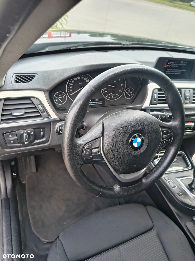 BMW Seria 3 318d Blue Performance Luxury Line - 19
