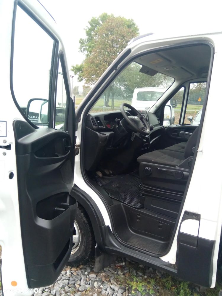 Iveco Daily - 12