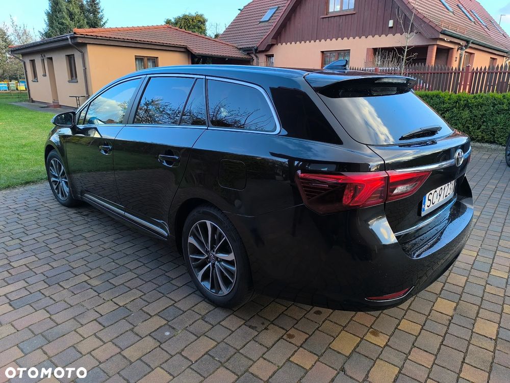 Toyota Avensis 2.0 D-4D Prestige - 5