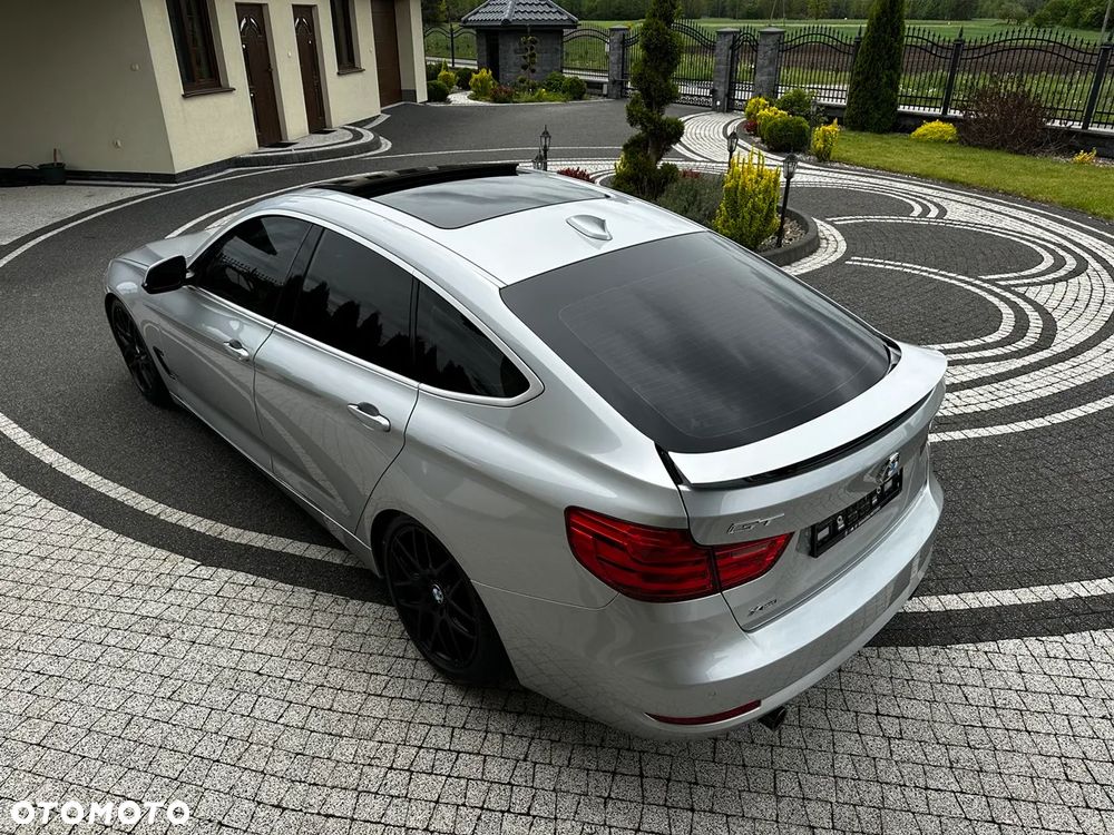 BMW 3GT 335i xDrive Sport Line - 9
