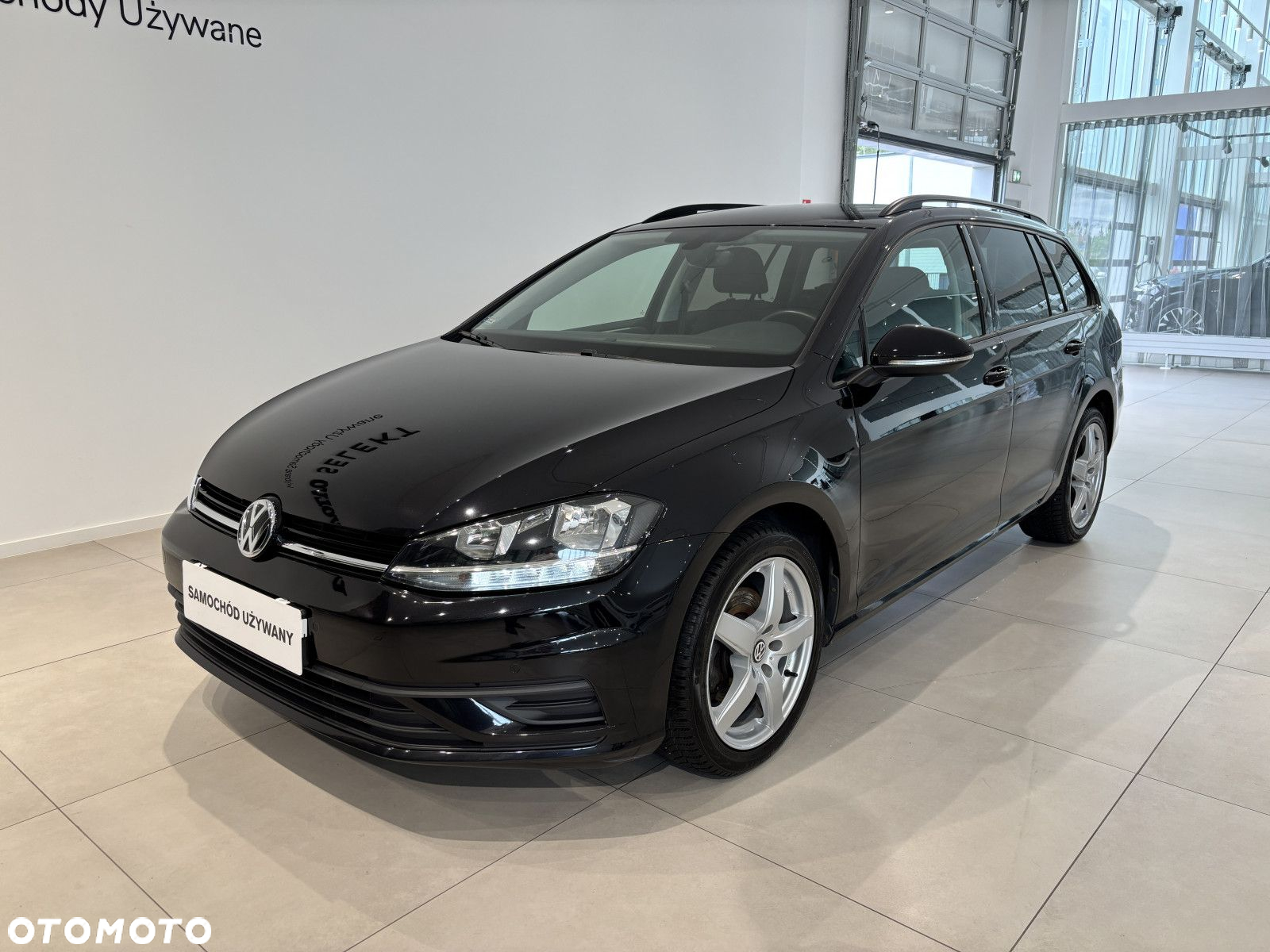 Volkswagen Golf - 8