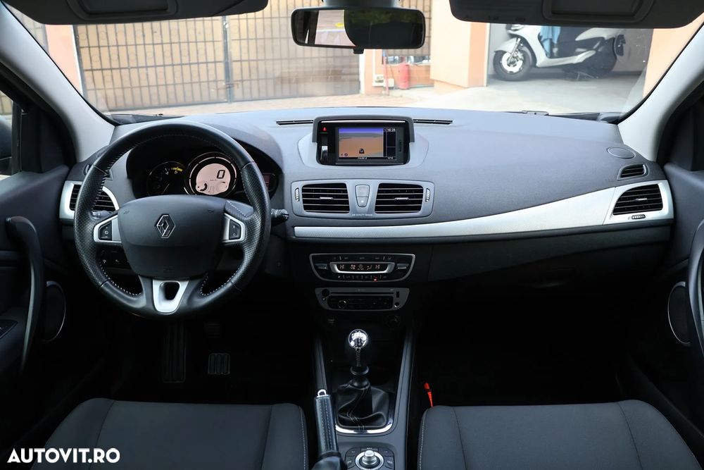 Renault Megane ENERGY dCi 110 Start & Stop Dynamique - 2