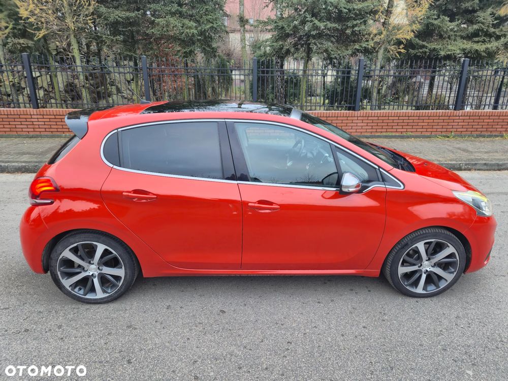 Peugeot 208 165 THP Stop & Start Allure - 2