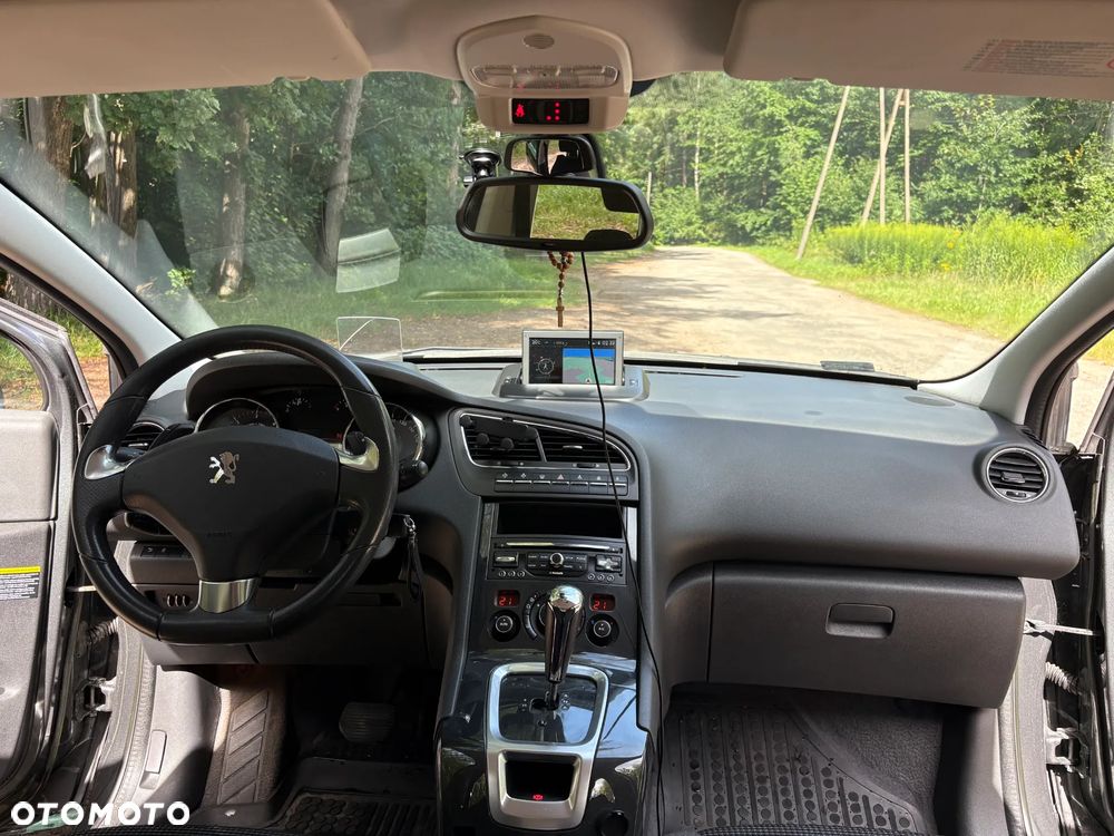 Peugeot 5008 - 22