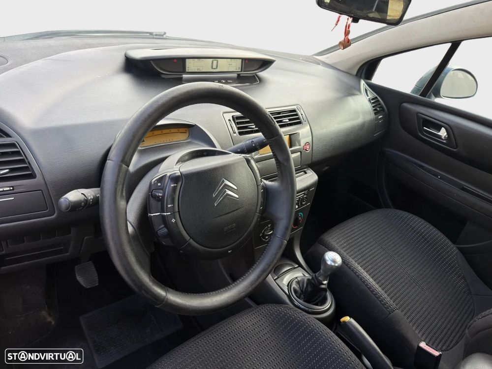 Citroën C4 1.6 HDi Attraction - 12