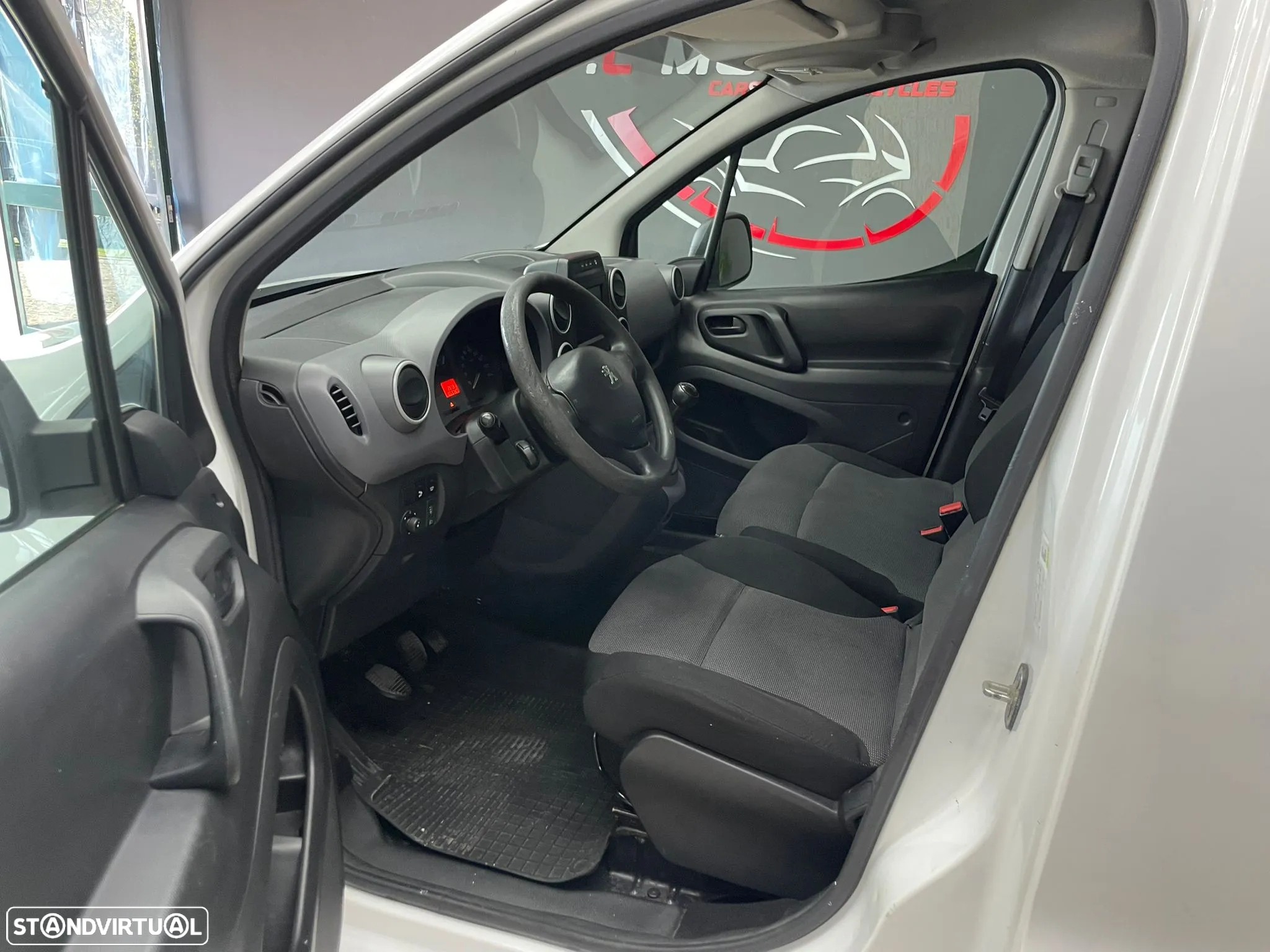 Peugeot Partner 1.6 BlueHDi Outdoor - 4