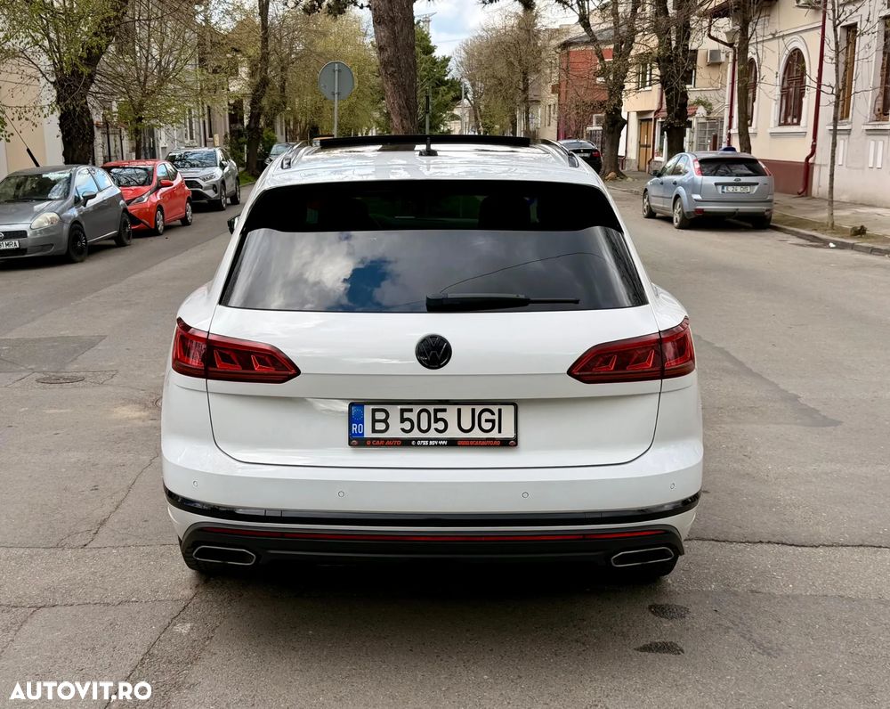 Volkswagen Touareg V6 TDI Elegance - 6