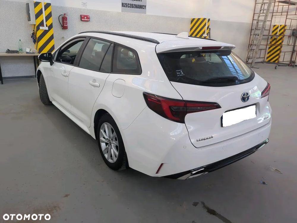 Toyota Corolla 1.8 Hybrid Comfort - 4