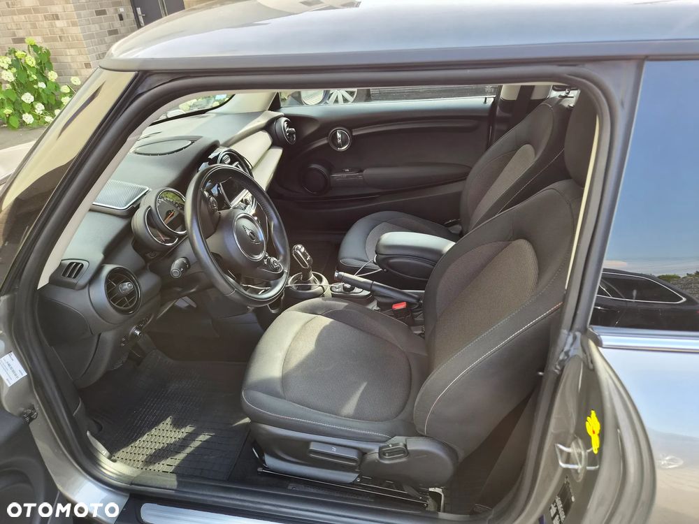 MINI ONE Standard - 4