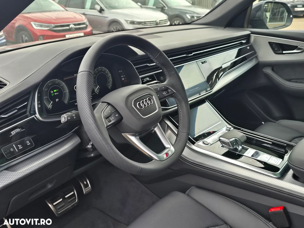 Audi Q8 - 7
