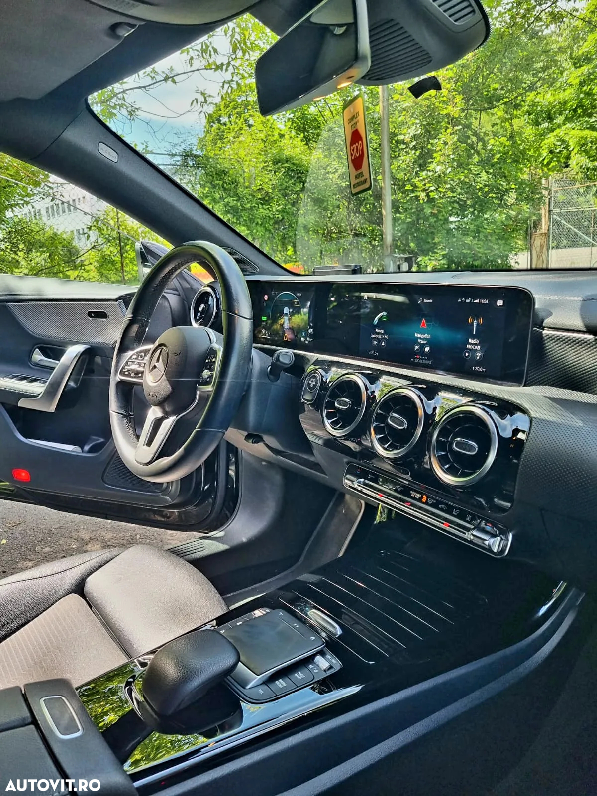 Mercedes-Benz CLA - 32