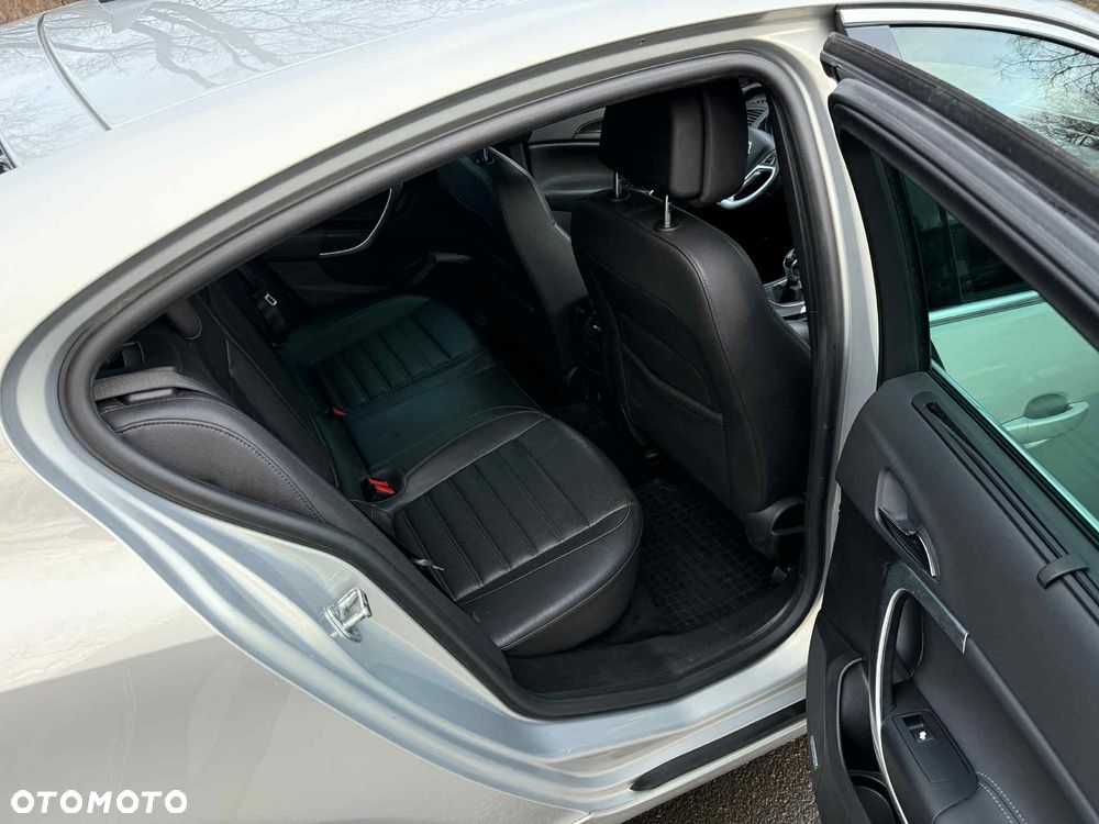 Opel Insignia 2.0 CDTI Cosmo - 8