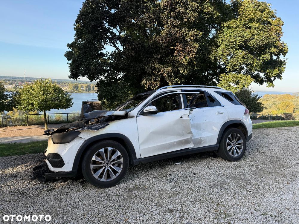 Mercedes-Benz GLE - 1