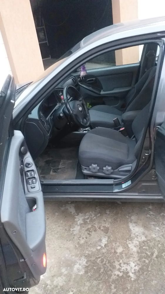 Hyundai Elantra 1.6 F/L - 7