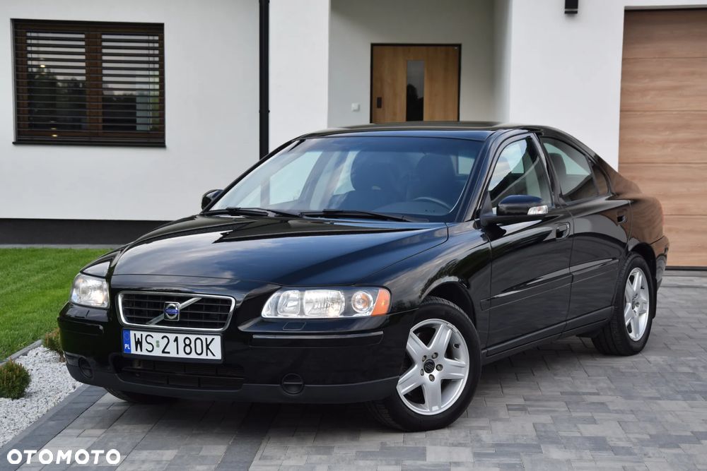 Volvo S60 2.5 T Kinetic - 1