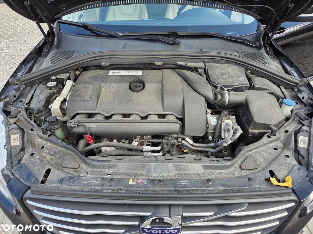 Volvo XC 60 T6 AWD Momentum - 7