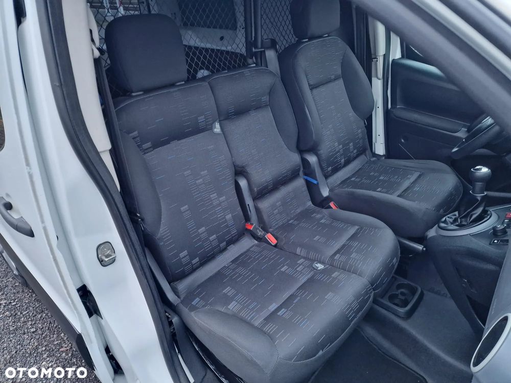 Citroën BERLINGO - 12