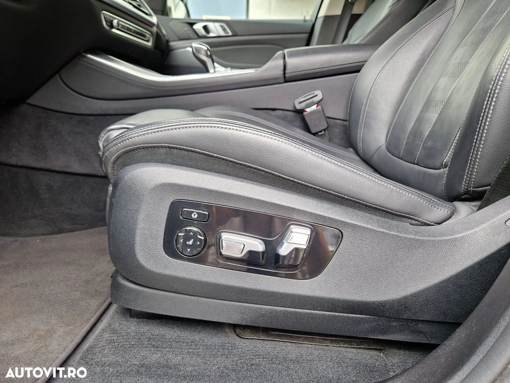 BMW X5 xDrive30d xLine - 24