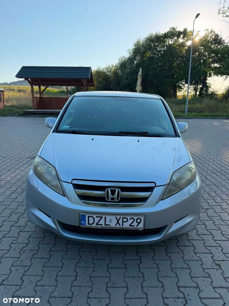 Honda FR-V - 2