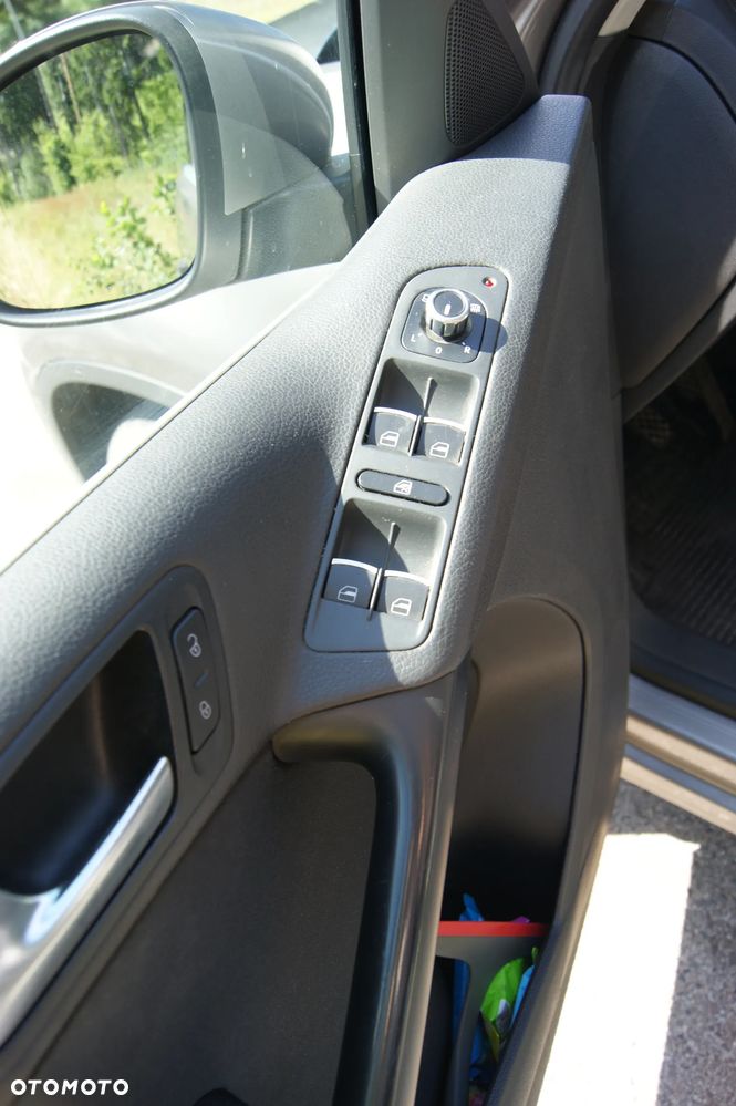 Volkswagen Tiguan - 15