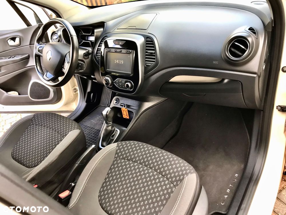 Renault Captur - 26