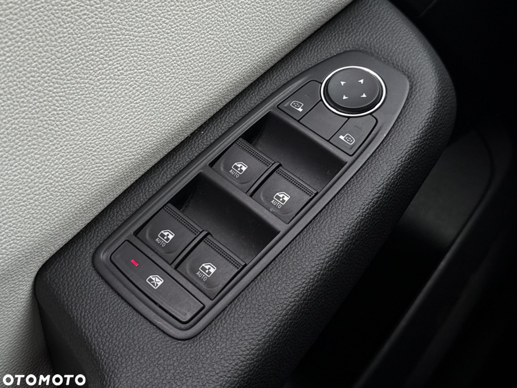 Renault Clio - 15