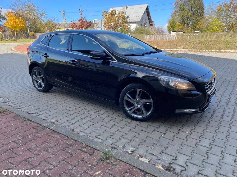 Volvo V40 2015 photo 2