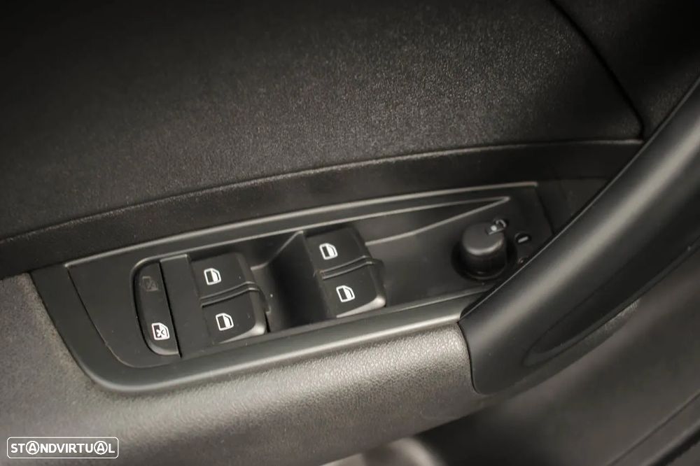 Audi A1 Sportback 1.6 TDI S-line - 10