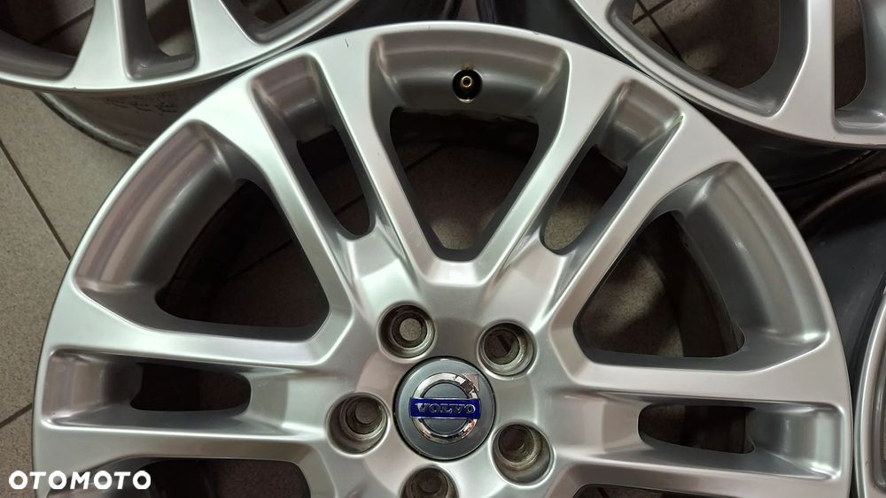 Felgi Aluminiowe 18 Volvo XC 60 5x108 ET 55 - 4