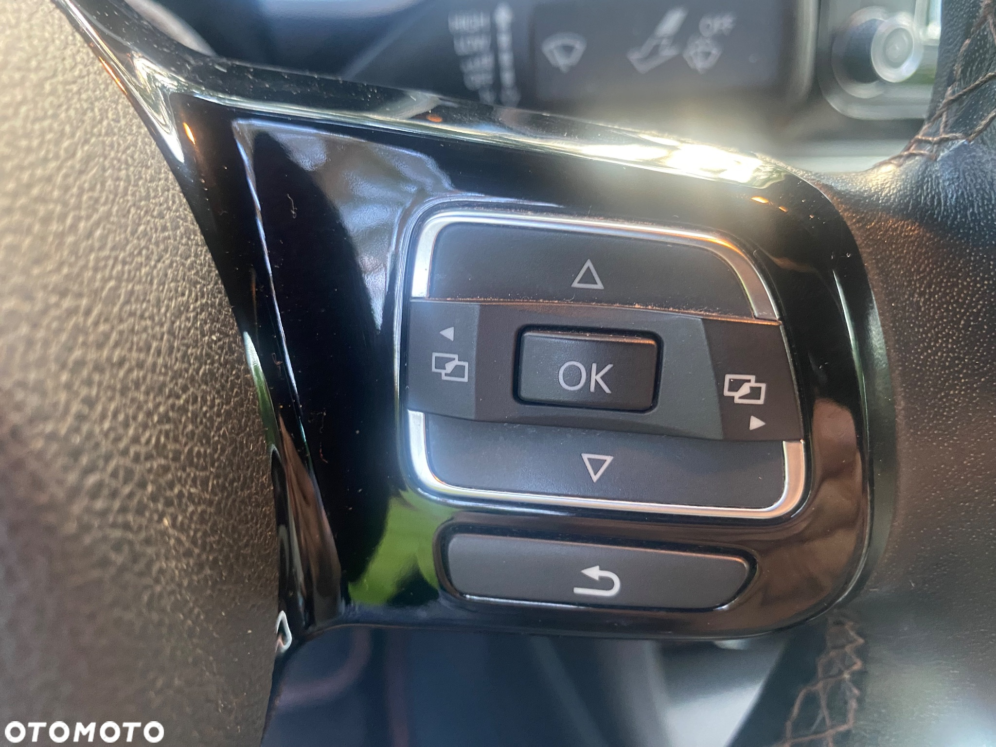 Volkswagen Beetle The 2.0 TDI DSG DPF Blue Motion Technologie Exclusive Design - 29