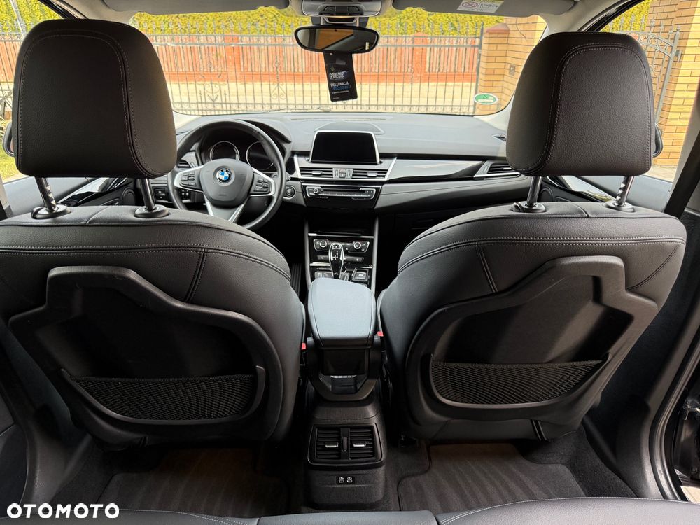 BMW Seria 2 220d xDrive Sport-Aut Luxury Line - 29