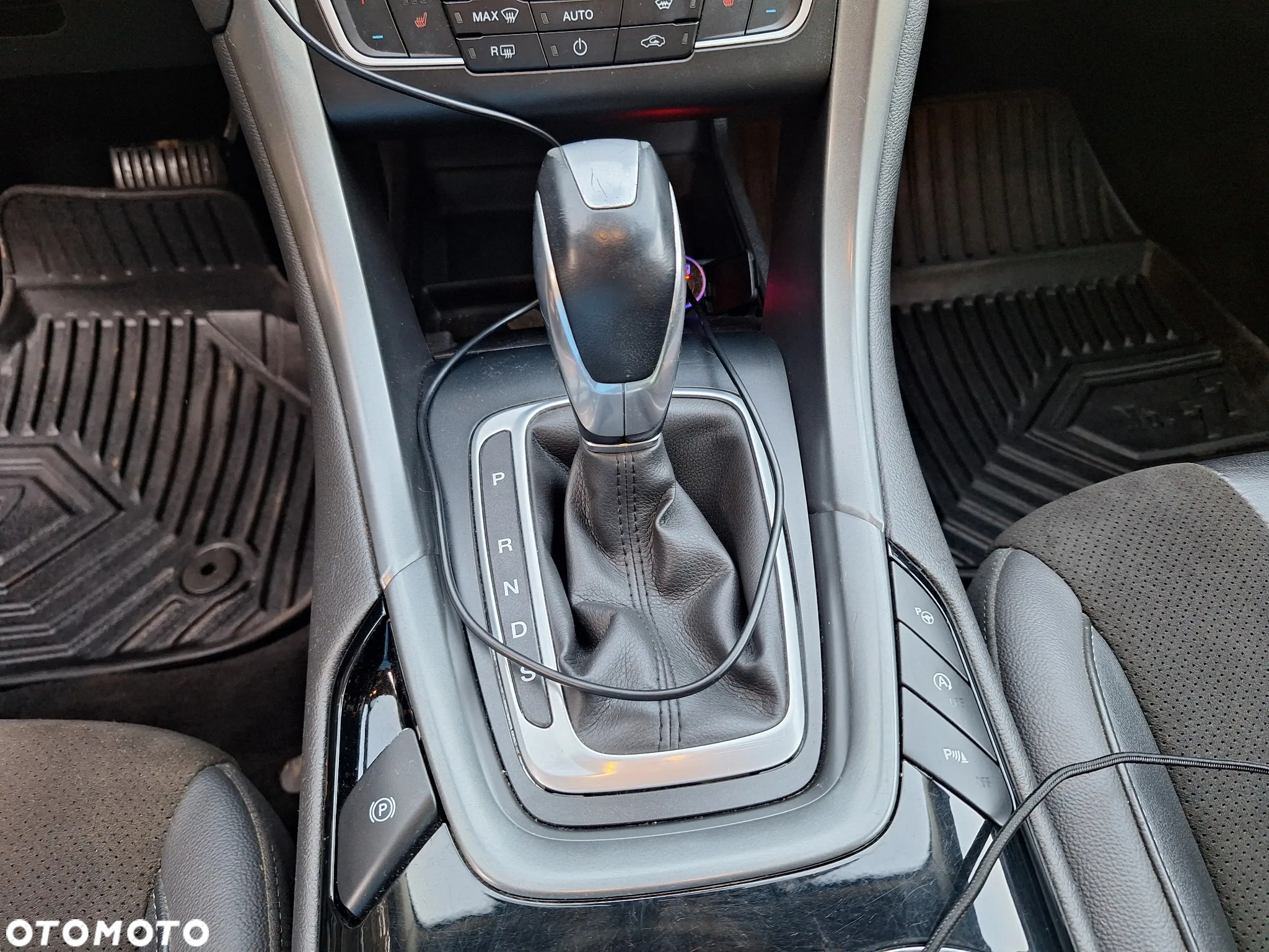 Ford Mondeo 2.0 TDCi Titanium PowerShift - 14