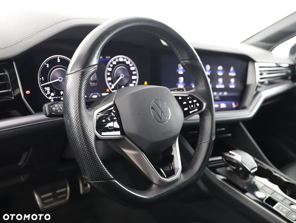 Volkswagen Touareg 3.0 V6 TDI SCR 4Mot R-Line - 13