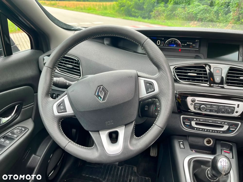 Renault Grand Scenic Gr 1.6 dCi Energy Bose Edition S&S - 17