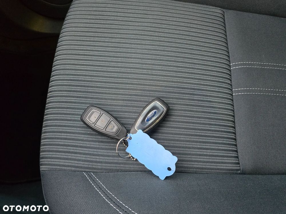 Ford C-MAX - 33