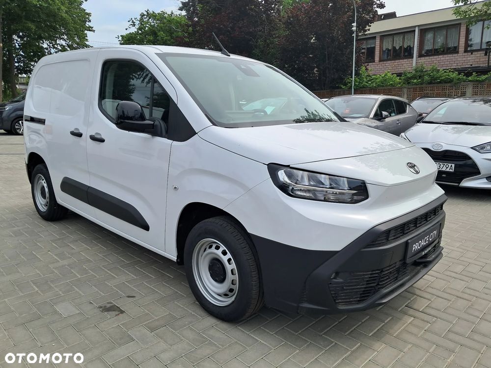 Toyota Proace City - 1
