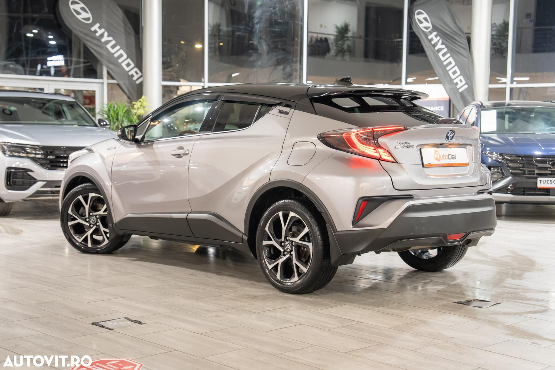 Toyota C-HR 1.8 HSD 4x2 CVT C-ult LED - 3