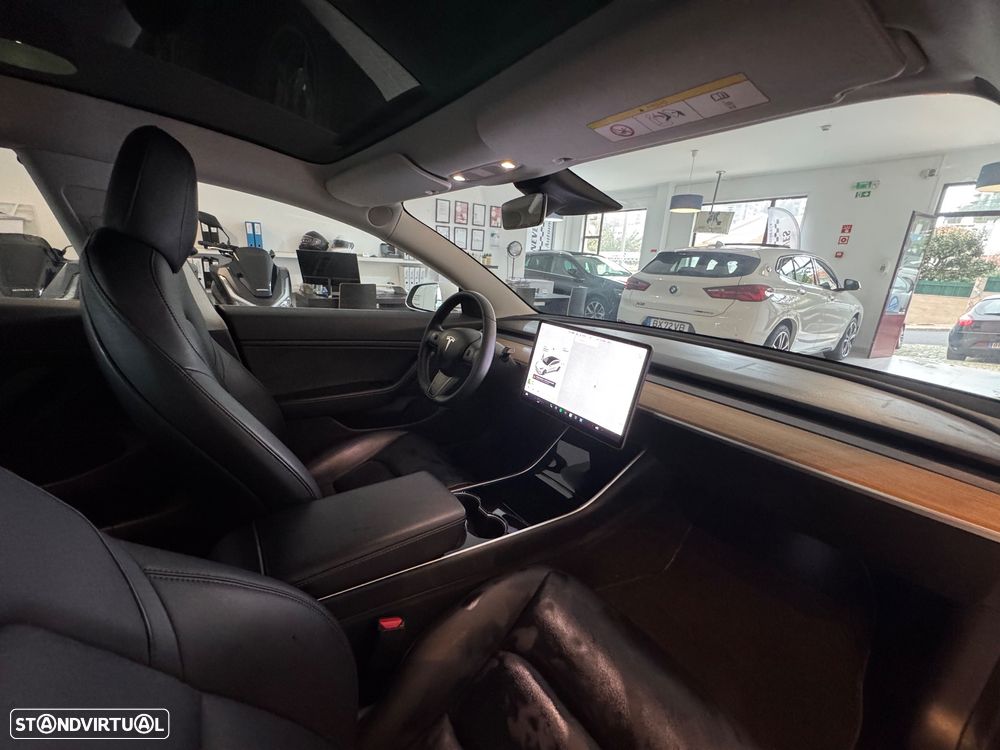 Tesla Model 3 Long-Range Dual Motor AWD - 11