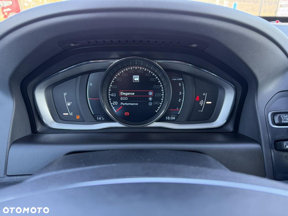 Volvo XC 60 D4 Edition Pro - 25