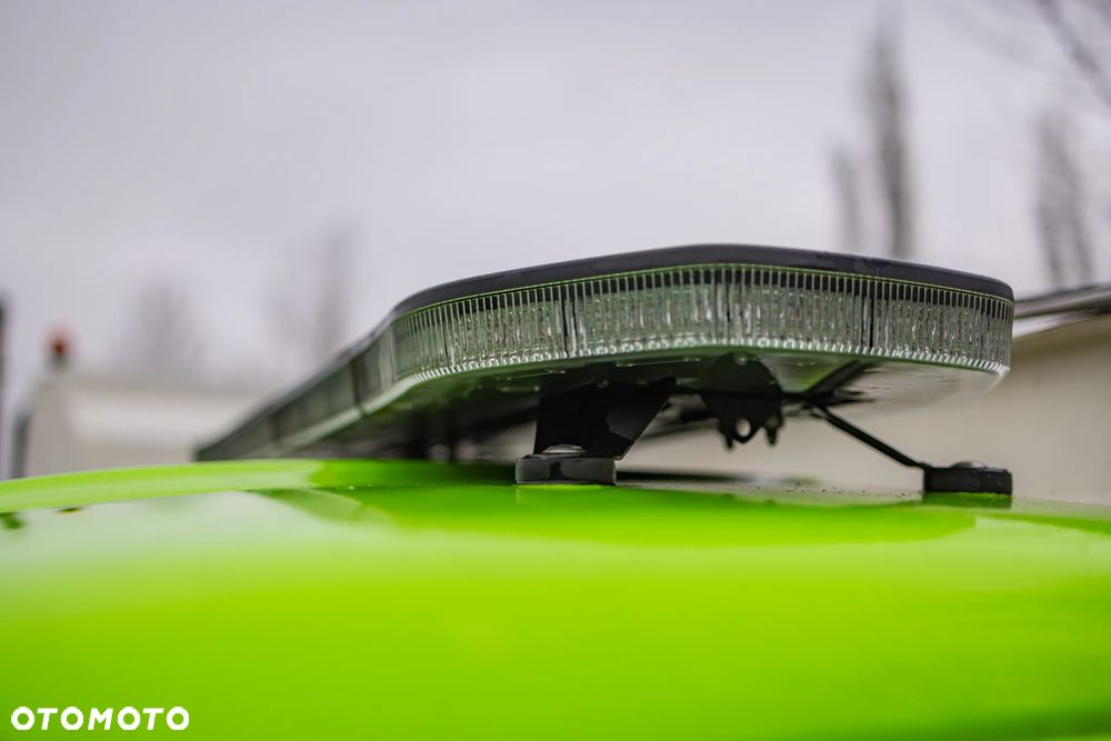 Piaggio NP6 CNG ŚMIECIARKA NISKI PRZEBIEG - 16